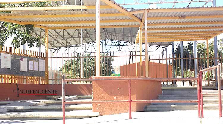 80 mil alumnos de Los Cabos gozan de puente este lunes