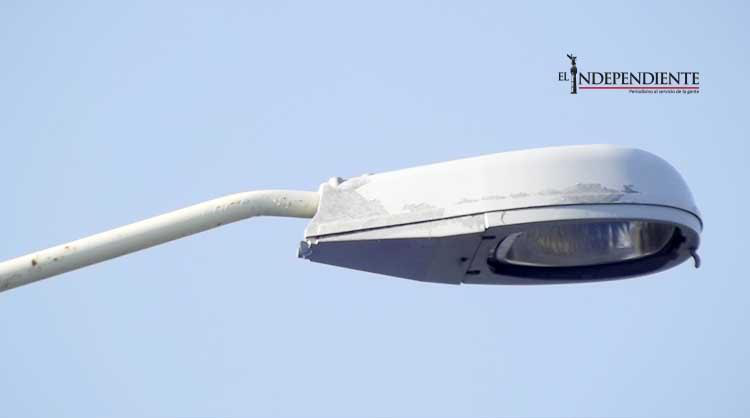 Entre 40 y 50 lámparas de alumbrado público se reparan a diario en colonias de Los Cabos: Servicios Públicos