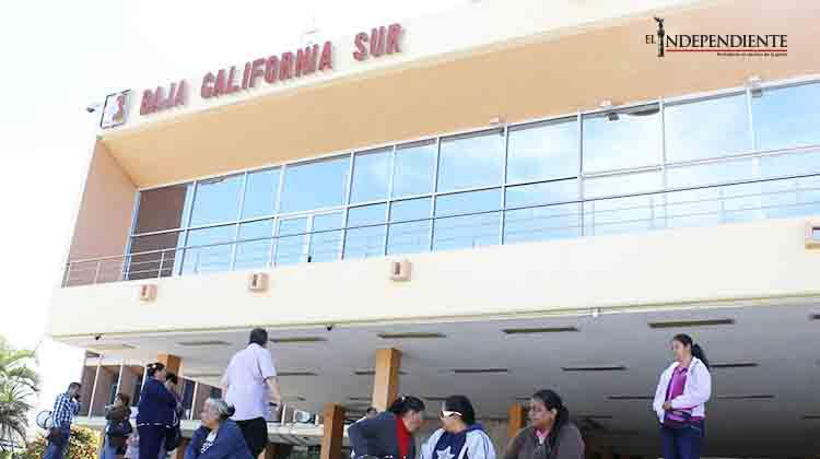 Gremio de taxistas buscan acabar con la "mafia" del transporte en BCS