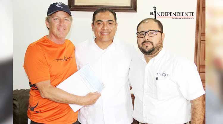 Reitera Arturo de la Rosa su apoyo para la realización de torneos de pesca deportiva