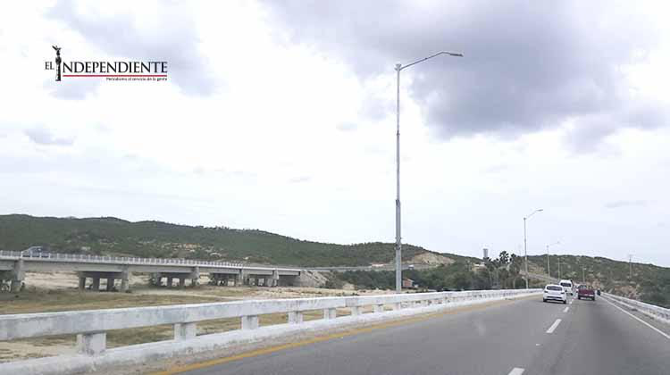 Antes de que finalice el 2015 entrarán en funcionamiento luminarias de la Transpeninsular