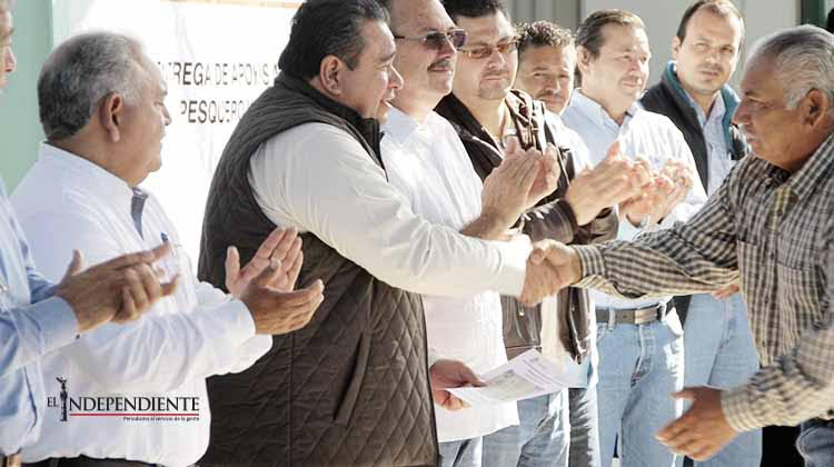 Entregó el Gobierno Estatal apoyos por 2.8 millones de pesos al sector pesquero
