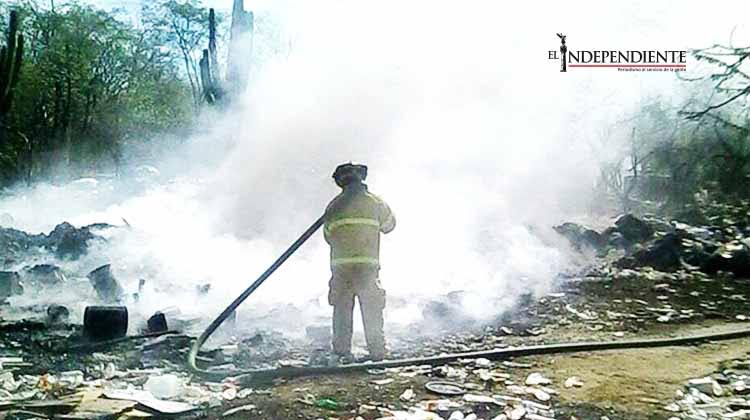 Siguen los incendios en basureros clandestinos de SJC