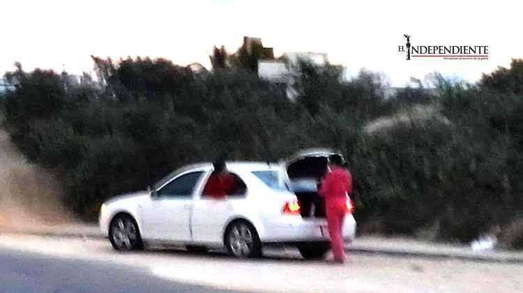 Se busca señora que encajueló a niño de 4 años en la vía pública