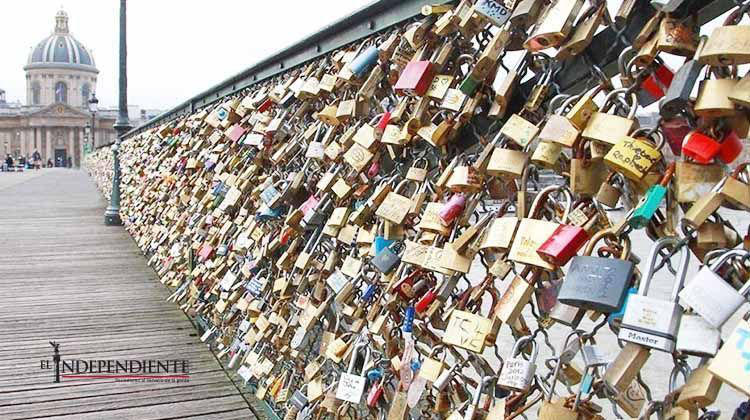 Subastarán los candados de amor retirados de puentes de París