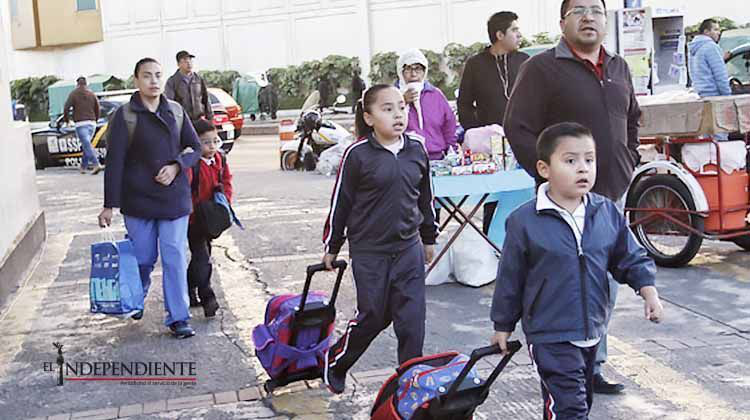 La SEP busca estrategia para flexibilizar calendario escolar