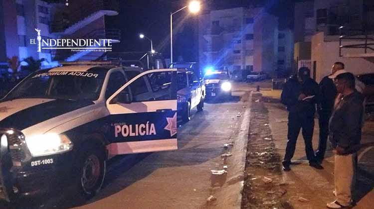 Sin piedad, asaltantes propinan golpiza a una dama