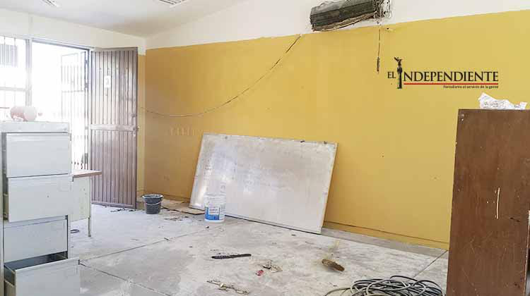 Vándalos incendian aulas de primaria en El Caribe