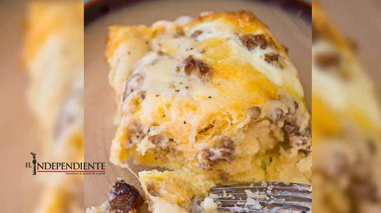 Cómo hacer Biscuits y Gravy Bake