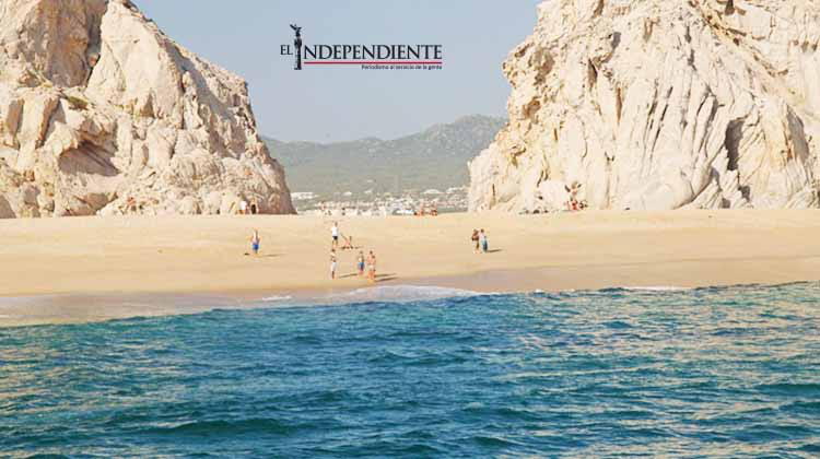 Tragedia en playa El Divorcio, niña de 4 años murió ahogada