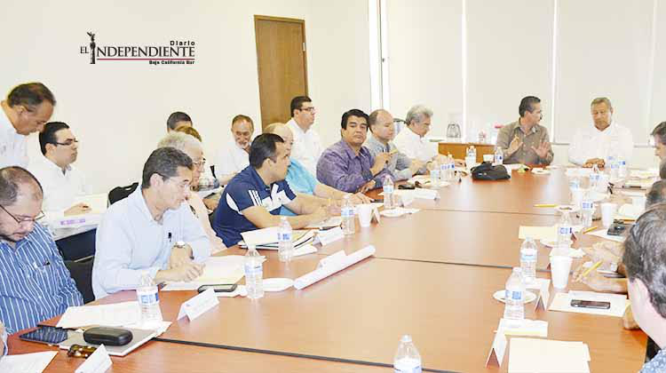 Se compromete SCT ante iniciativa privada a mejorar la vialidad en caminos y carreteras del destino