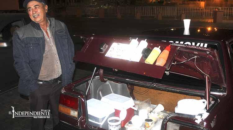 El “Burromóvil”, una historia de éxito en el Malecón de La Paz