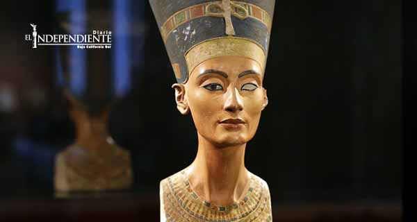 Hallan evidencias del posible sepulcro de la reina egipcia Nefertiti
