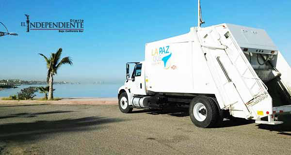 El Ayuntamiento mantendrá limpias las playas de La Paz, asegura Guluarte Ceseña