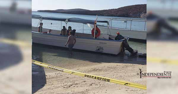 Reportan a una persona sin vida en playa Pichilingue