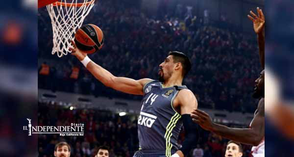 Gustavo Ayón participa en victoria número 20 del Real Madrid