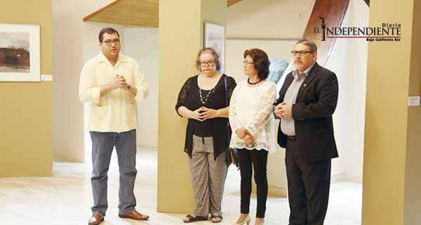 Inauguran exposición Jardines de Arena de Margarita Ruiz Reyes