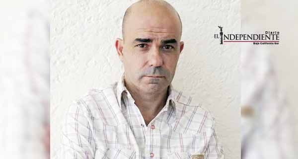 Gana argentino Eduardo Sacheri XIX Premio Alfaguara de Novela