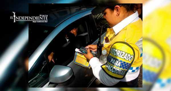 Multan a 202 por incumplir 'Hoy No Circula' en Ciudad de México