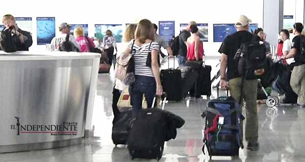 Marzo rompe la barrera de los 400 mil visitantes vía aérea y alcanza ocupación hotelera del 95%