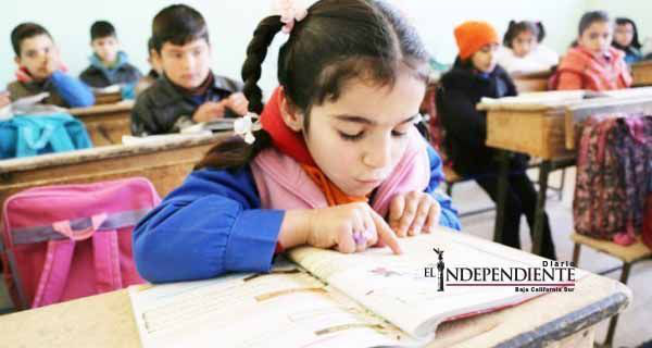 Niños rinden menos en lectura y escritura que las niñas: UNESCO