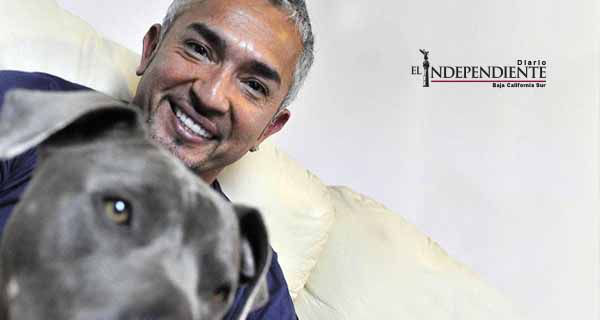 El 'encantador de perros', libre de cargos de crueldad animal