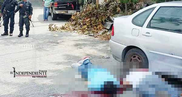 Cuatro personas fueron ejecutadas en un sitio de taxis en Acapulco