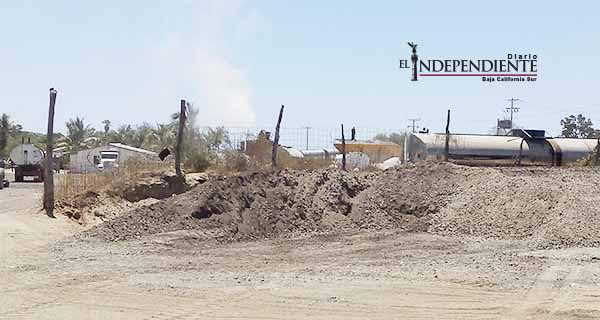 Piden vecinos del vado de Santa Rosa actuar contra recicladora de asfalto