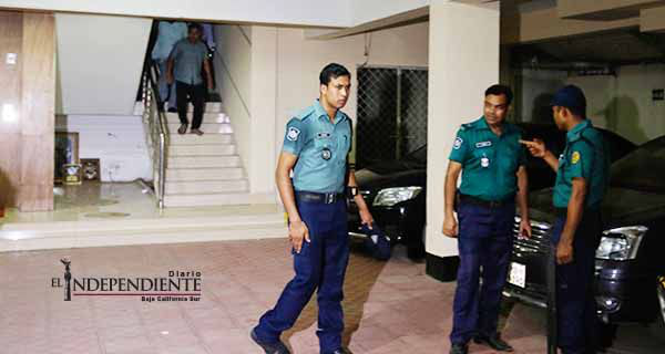 Asesinan a dos activistas homosexuales en Bangladesh