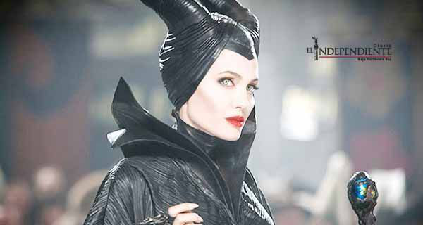 Angelina Jolie estará en la segunda parte de 'Maléfica'