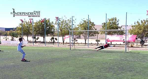 La Secundarias Morelos en la Varonil y la Técnica 17 en la Femenil son los Campeones Municipales de la Copa Coca Cola