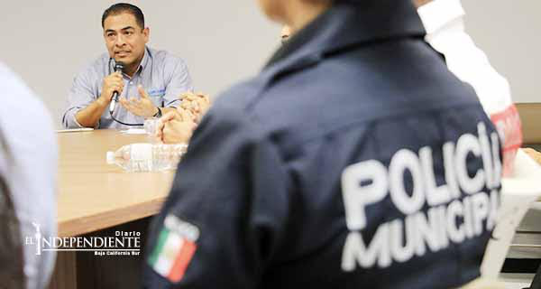 Fomentaré la capacitación y modernización a elementos policiales: Arturo De la Rosa