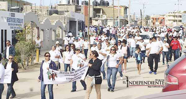 Trabajadores cabeños exigen mejores condiciones sociales, servicios públicos y agua