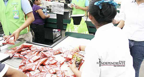 Lamentable que existan niños “con permiso” para trabajar