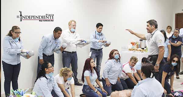 Fueron certificados en primeros auxilios 36 trabajadores de DIF Municipal