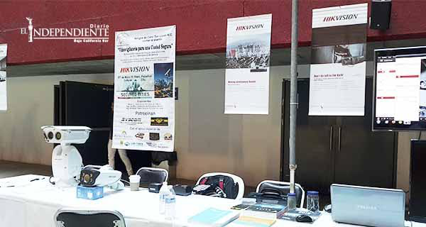 Moderno sistema de video vigilancia es presentando ante autoridades y empresarios