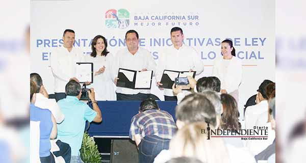 Presentó el Gobernador del Estado 3 iniciativas de Ley de desarrollo social