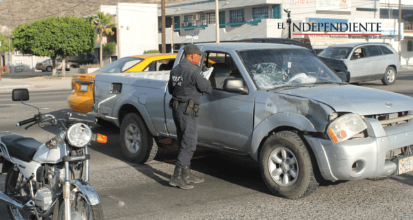 Motociclista arrollado está fuera de peligro