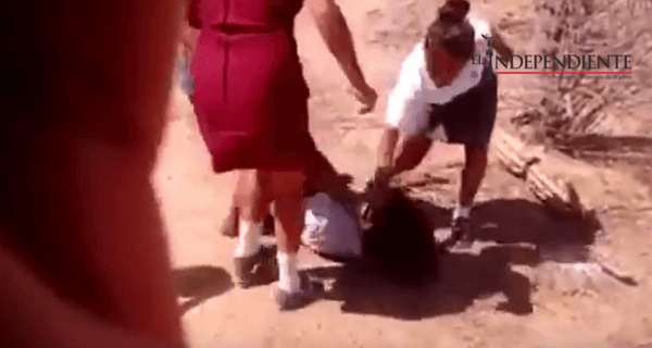 Niña golpeada en ‪CSL‬ dice que pidió ser agredida para poder ser bautizada