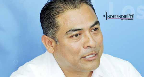 Exhorta alcalde a padres de familia a estar al pendiente de sus hijos