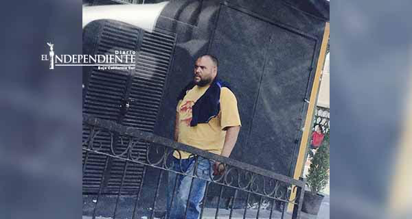 Identifican comerciantes a vendedor de drogas de la zona centro