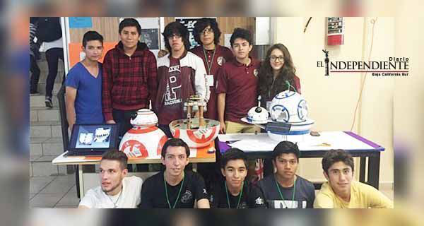 Alumnos de IPN crean prototipos de robot BB8 de Star Wars