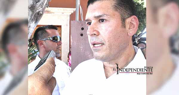 El gobierno no trata de desprestigiar a Jhon Moreno y Ariel Ruiz: Secretario General