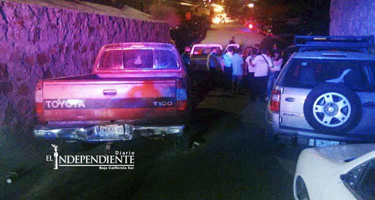 Conductor se estrella contra dos autos al tomar el acceso a la playa Costa Azul