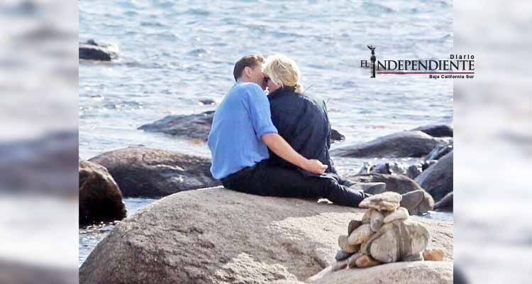 Taylor Swift se consuela con Tom Hiddleston