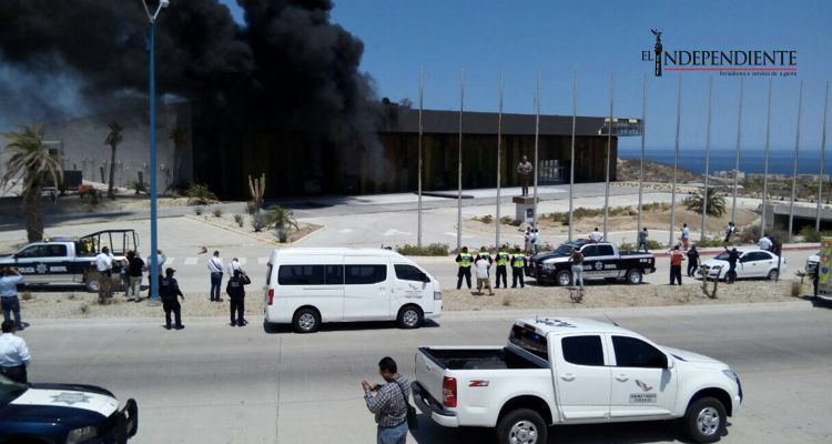 Se incendia CIC de Los Cabos