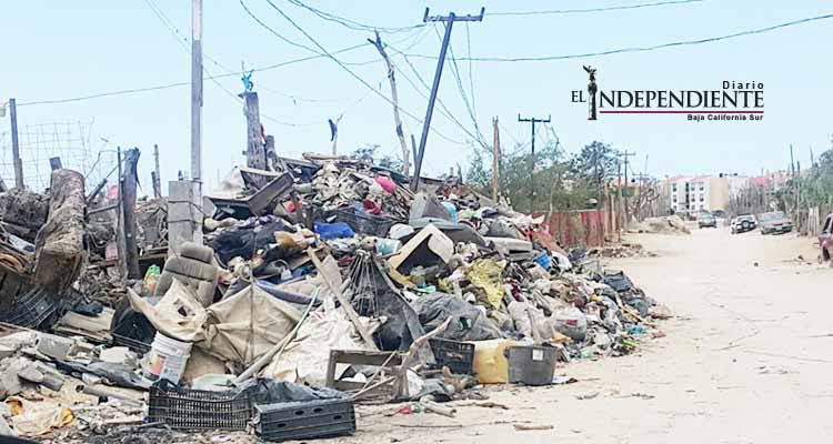 Para evitar basureros clandestinos Servicios Públicos recolecta basura en colonias irregulares