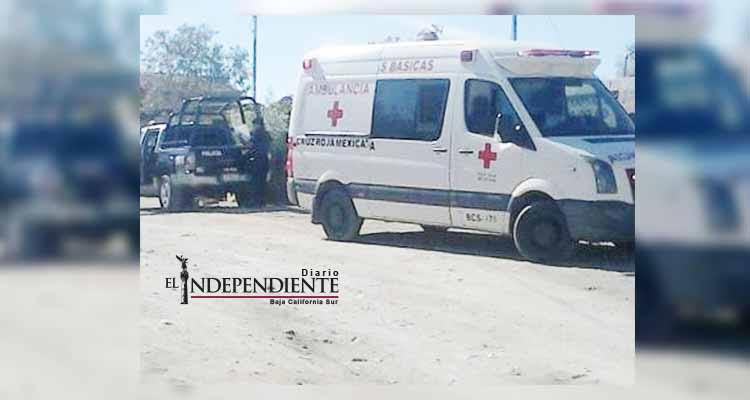 Se colgó con la agujeta de un tenis