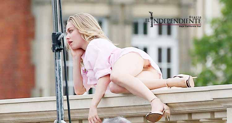 Amanda Seyfried enseña de más en París