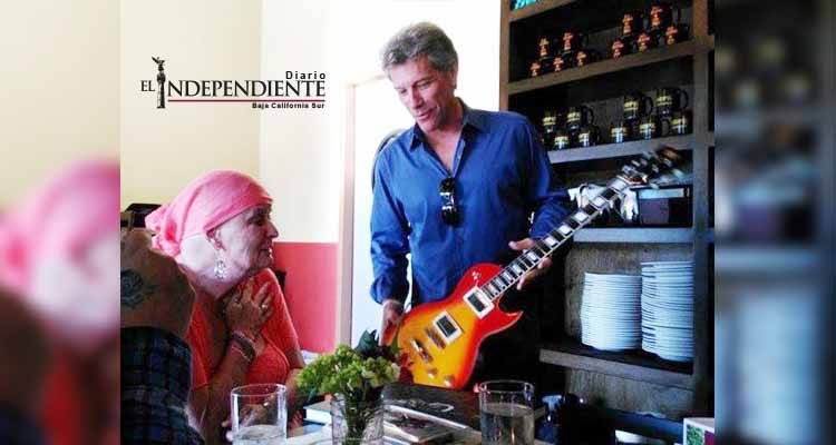 Jon Bon Jovi sorprende a una admiradora con cáncer